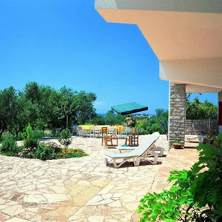Apartment 2 Bedrooms Appartement With Sea View Enclosed Garden And Wifi At Pirgos 2 Km Away From The Beach
